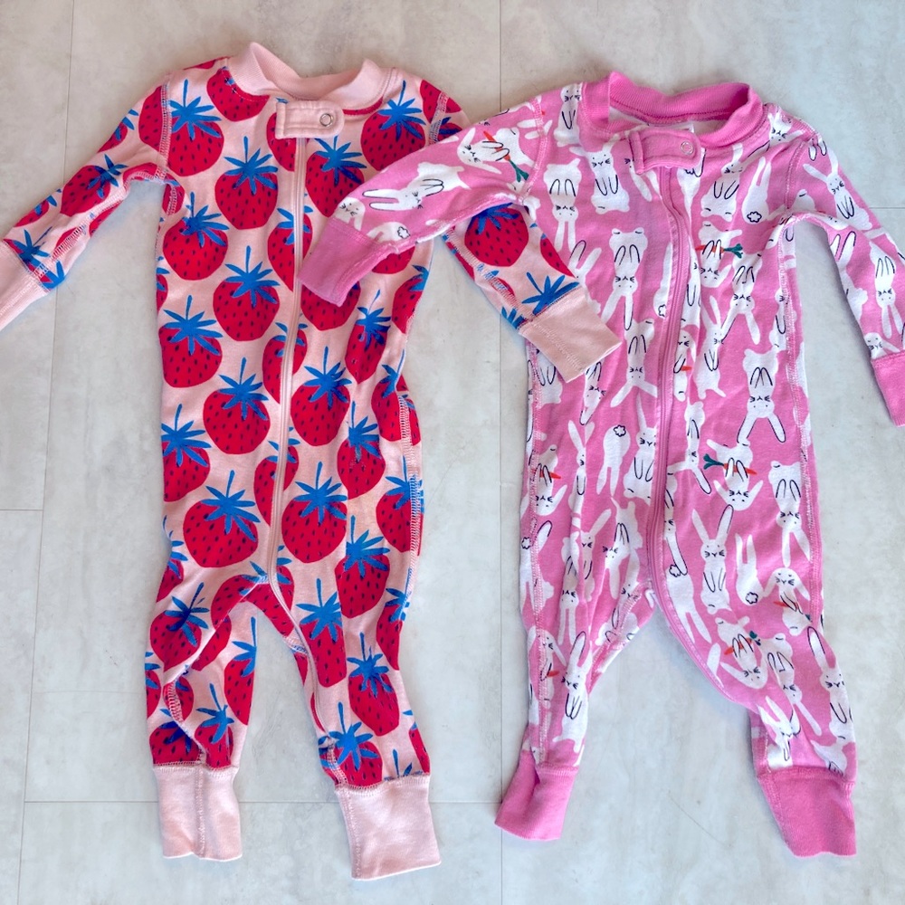 2 Pairs of Hanna Andersson Baby Zip Pajamas, size 3-6 months (60 cm)